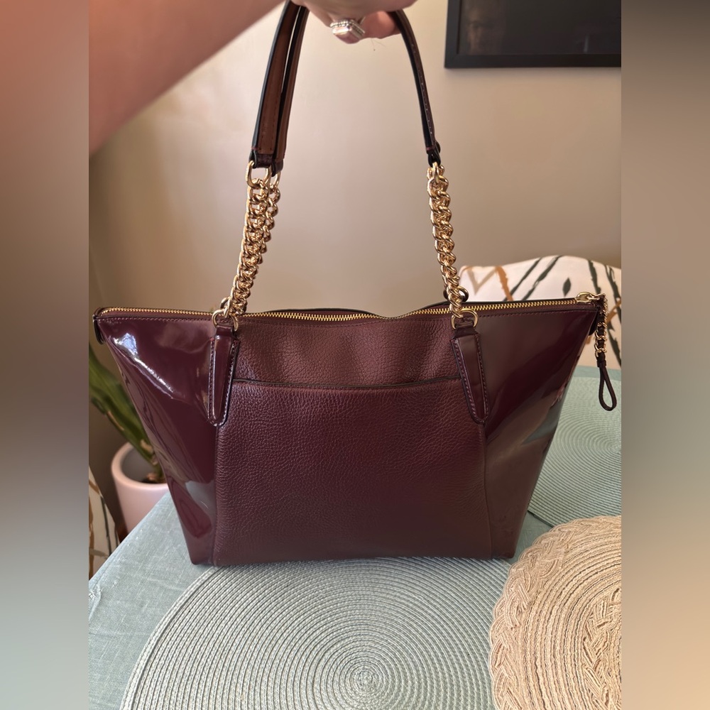 COACH Burgundy Ava Chain Tote with Gold Hardware EUC - Picture 7 of 15